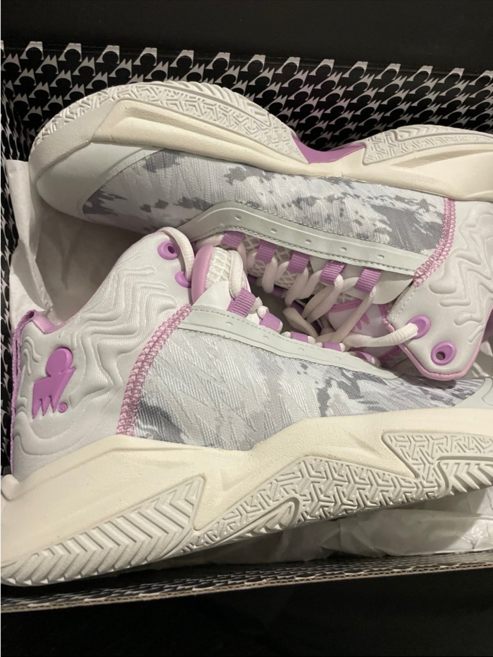 Moolah Press Break V2 Kids Basketball Shoes Size 4.5 Youth Grey Purple Sneakers”